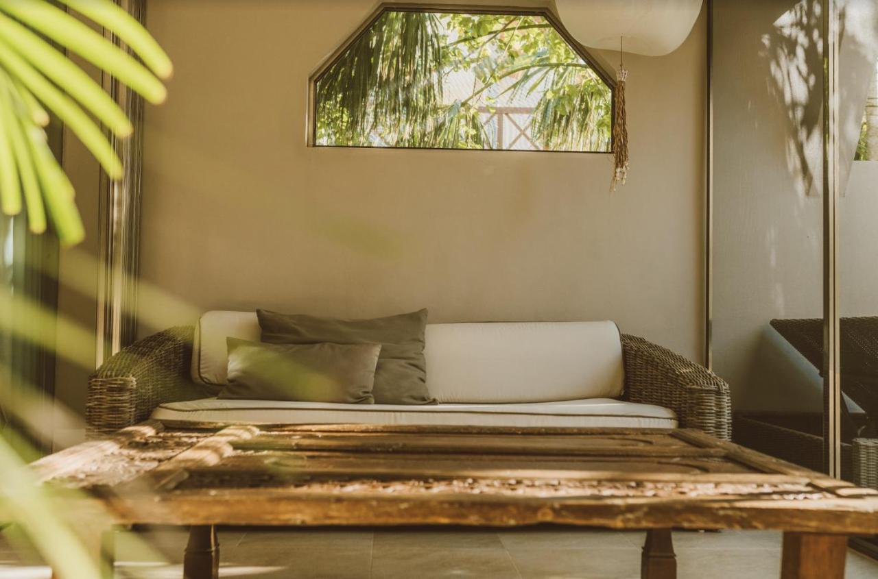 Jashita Hotel (Adults Only) ตูลุม ภายนอก รูปภาพ