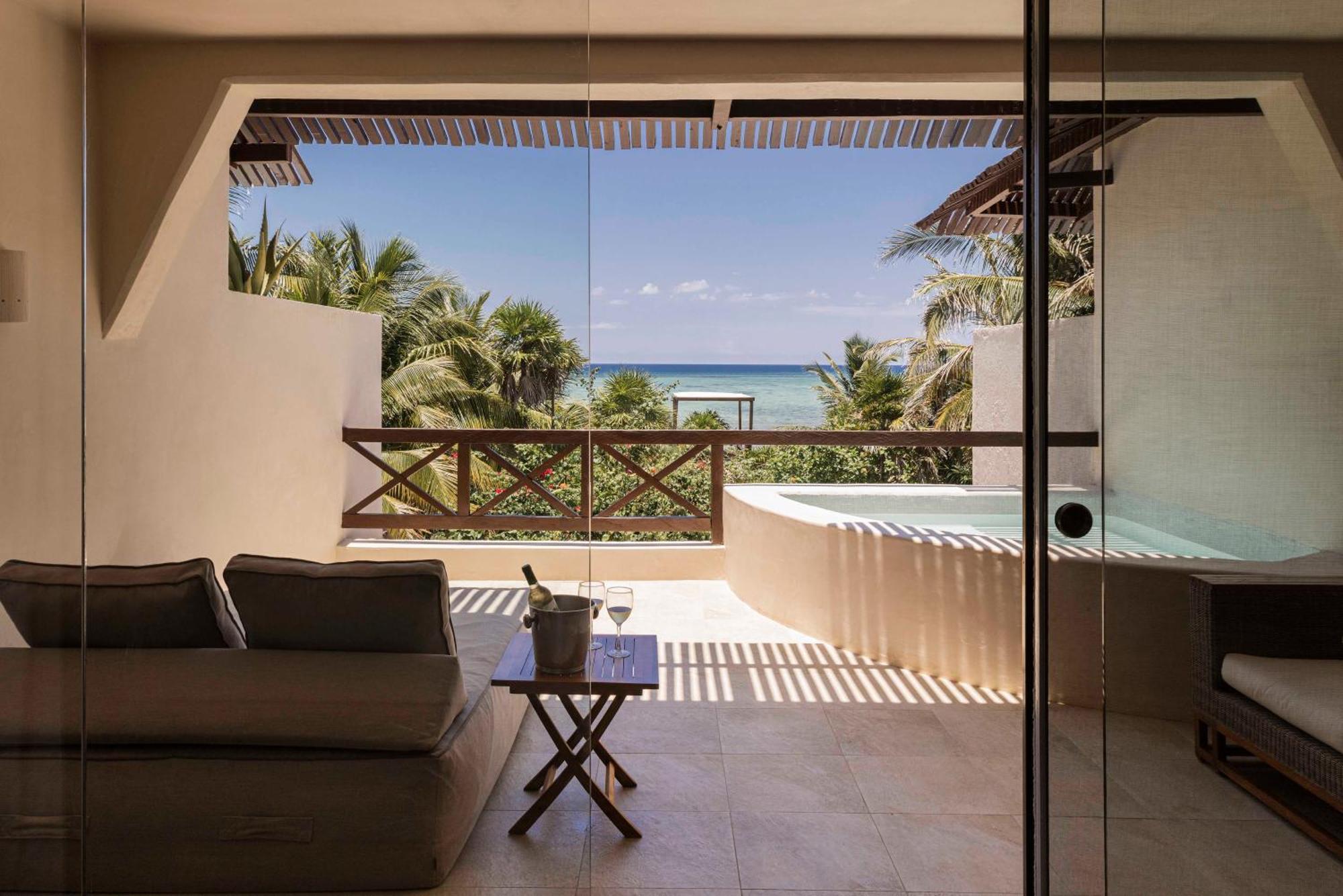 Jashita Hotel (Adults Only) ตูลุม ภายนอก รูปภาพ