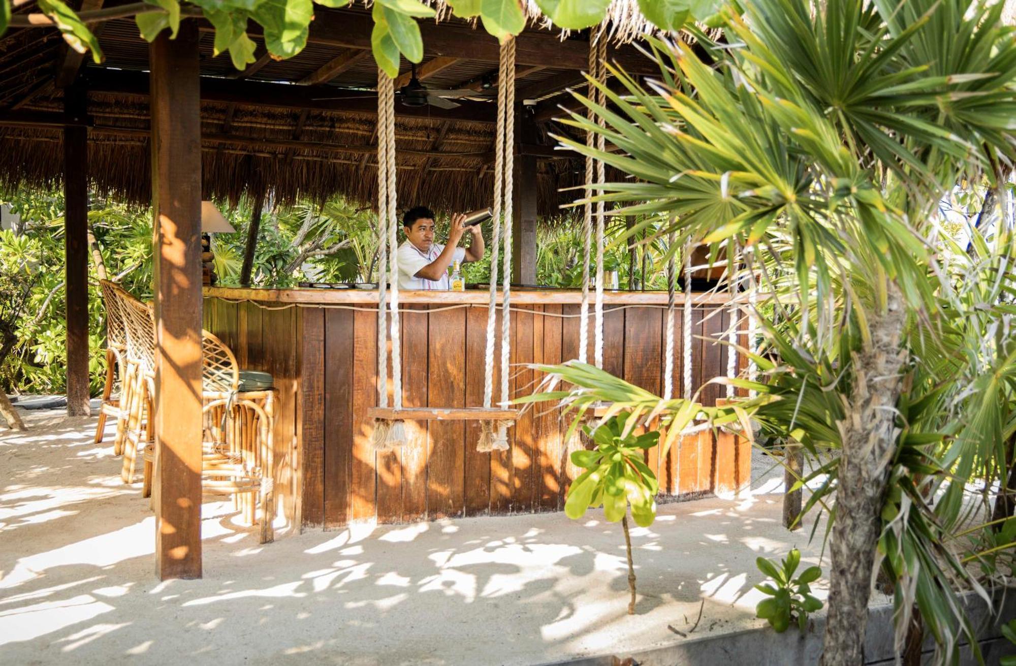Jashita Hotel (Adults Only) ตูลุม ภายนอก รูปภาพ