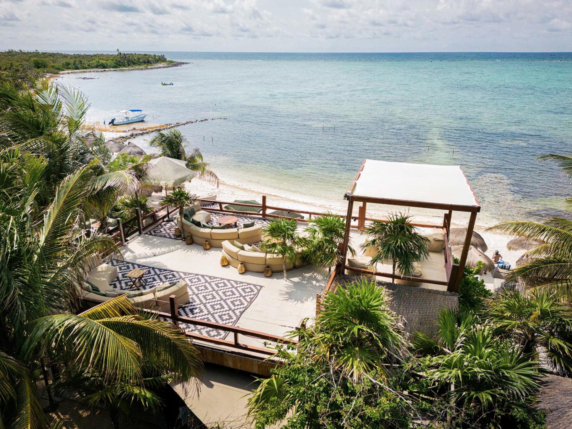 Jashita Hotel (Adults Only) ตูลุม ภายนอก รูปภาพ