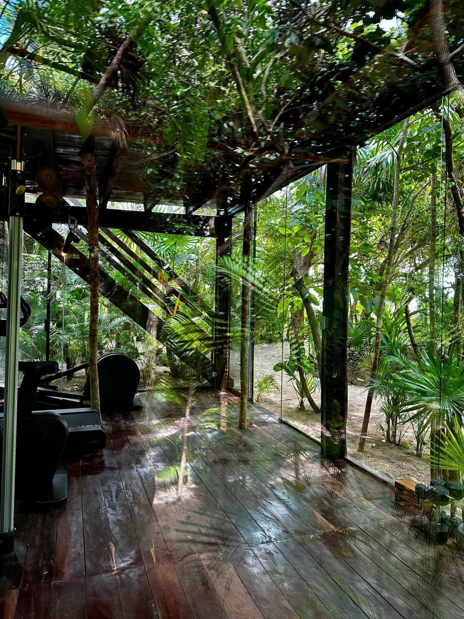 Jashita Hotel (Adults Only) ตูลุม ภายนอก รูปภาพ